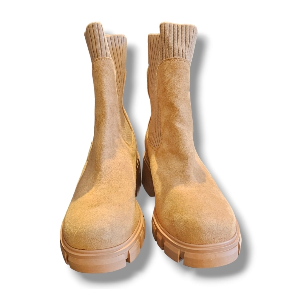 Block heel ankle boots - Picture 3 of 7